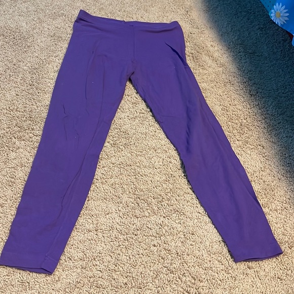 American Apparel leggings in purple - Picture 1 of 3